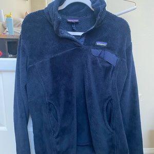 Navy Patagonia sweatshirt